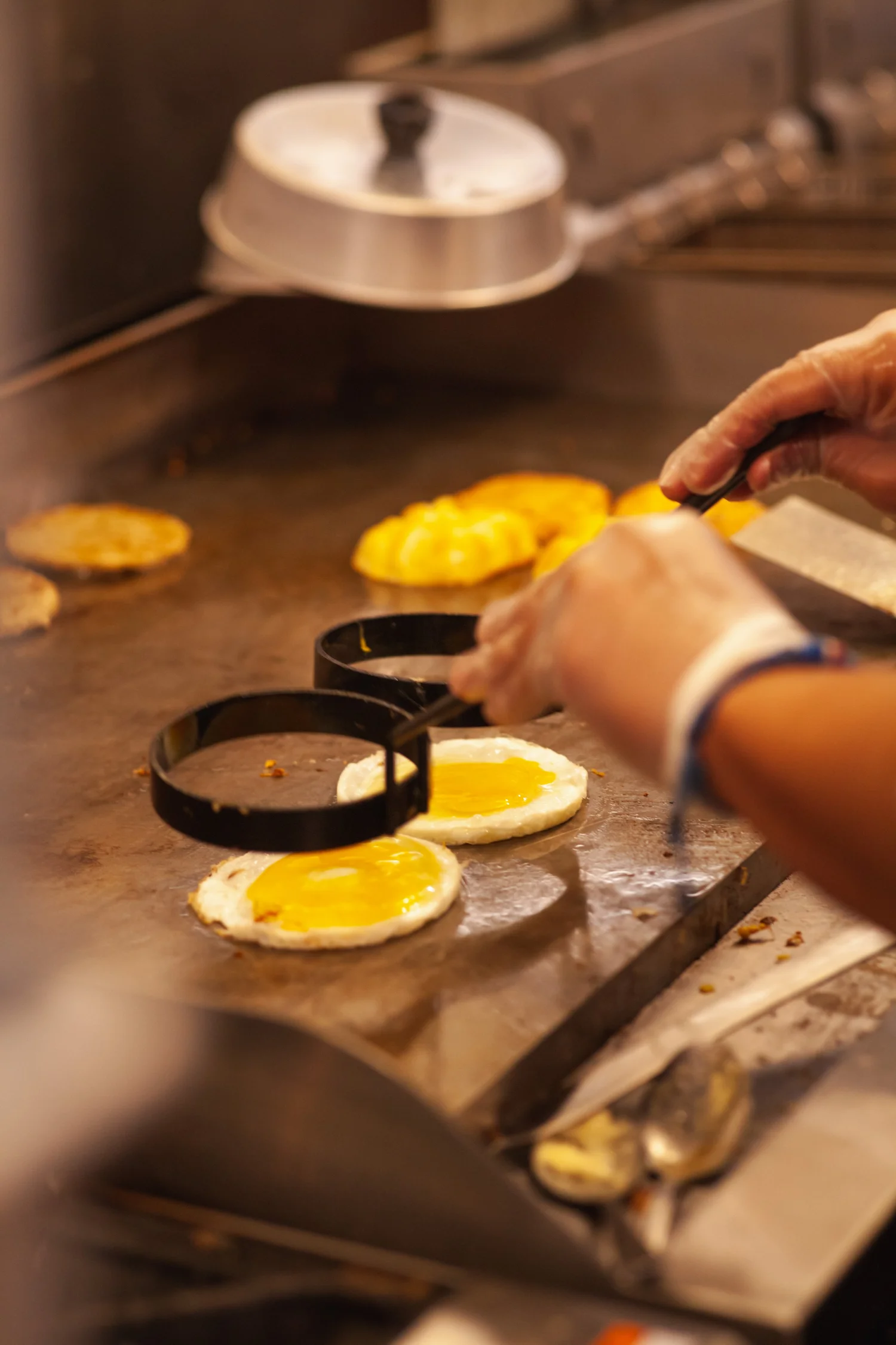 Eggs on the griddle
